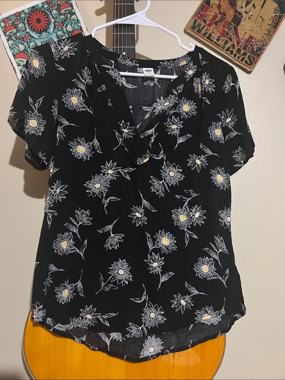 Old Navy Black Floral Ruffle V-Neck Blouse